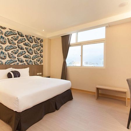 Tc Hotel - Hualien Zhongxiao Екстериор снимка