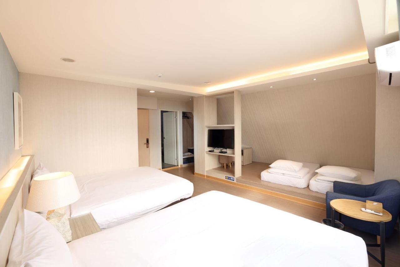 Tc Hotel - Hualien Zhongxiao Екстериор снимка