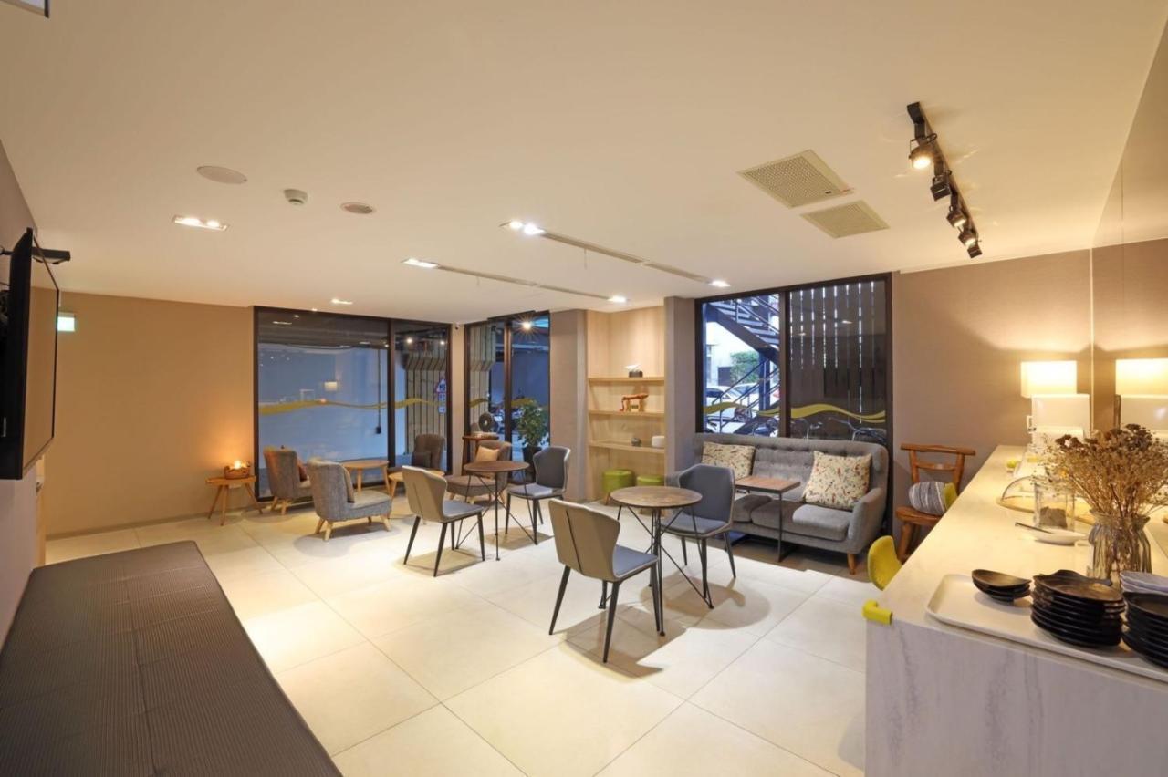 Tc Hotel - Hualien Zhongxiao Екстериор снимка